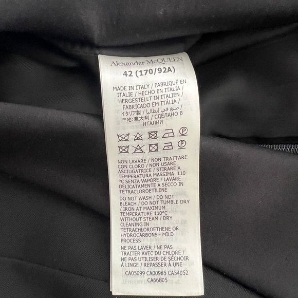 Alexander McQueen Black Garment - Picture 3 of 3